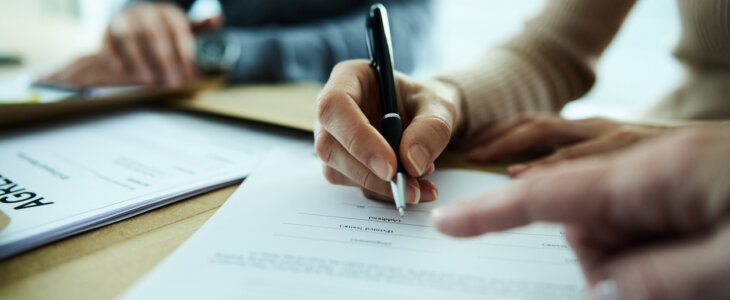 Commercial lease signing